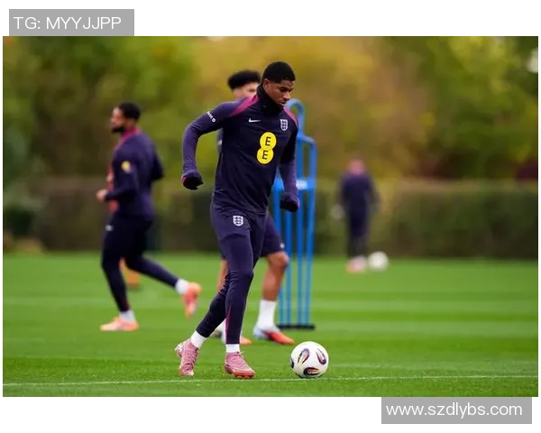 足球教练揭秘球星训练技巧与成长故事中英文字幕解析